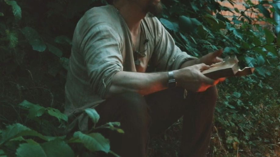 The Weight of Thoughts: Why Your Brain Needs a Paper Anchor