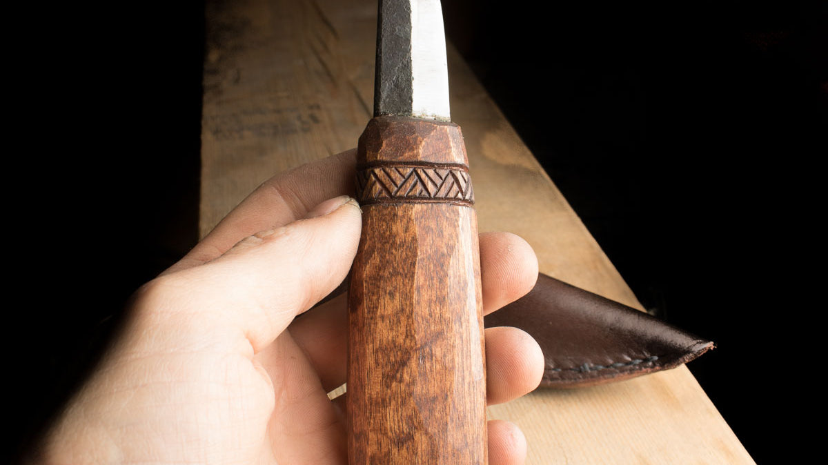 Laminated knife