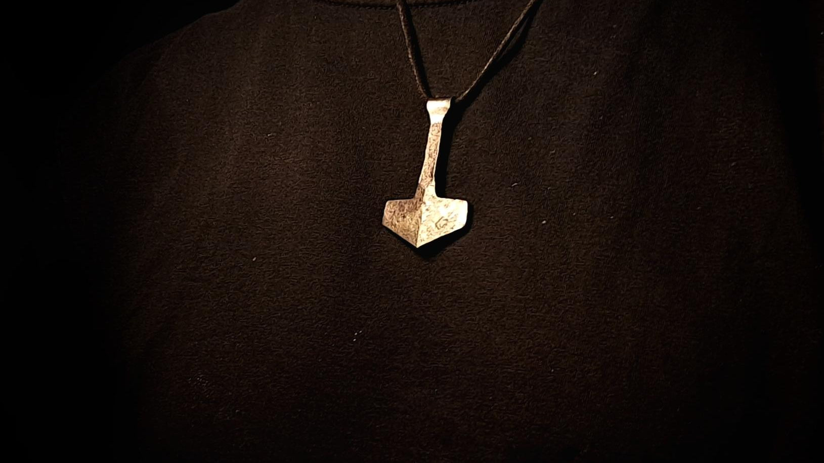 What does wearing a Mjolnir pendant mean, 4 reasons why