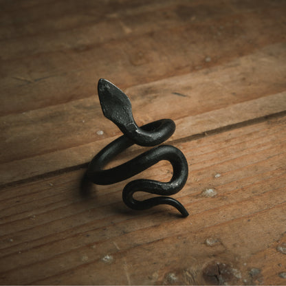 Serpent ring