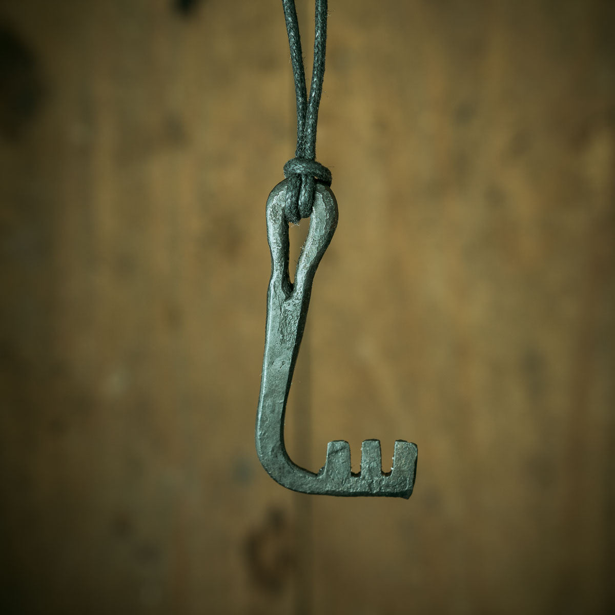 Forging a Viking key and talking about the symbolism of keys | Lufolk