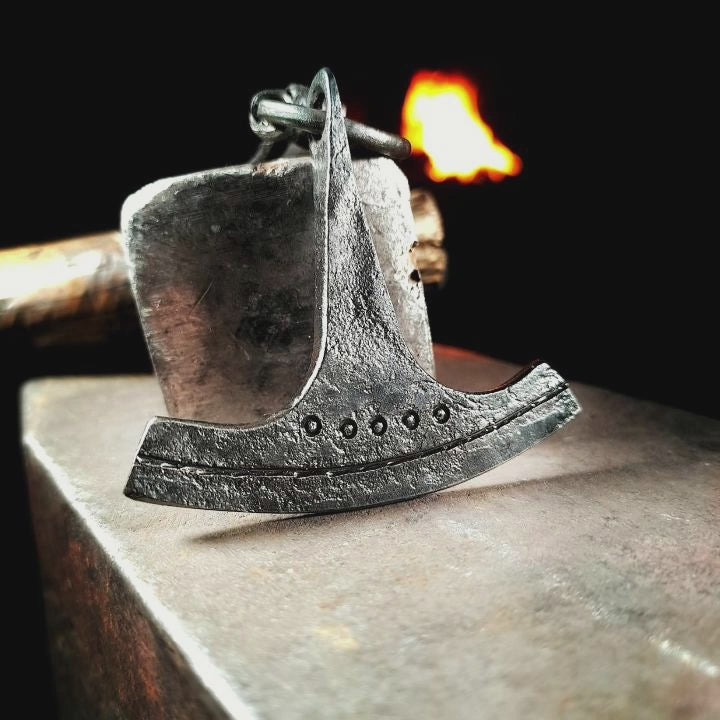 video of ukonvasara pendant