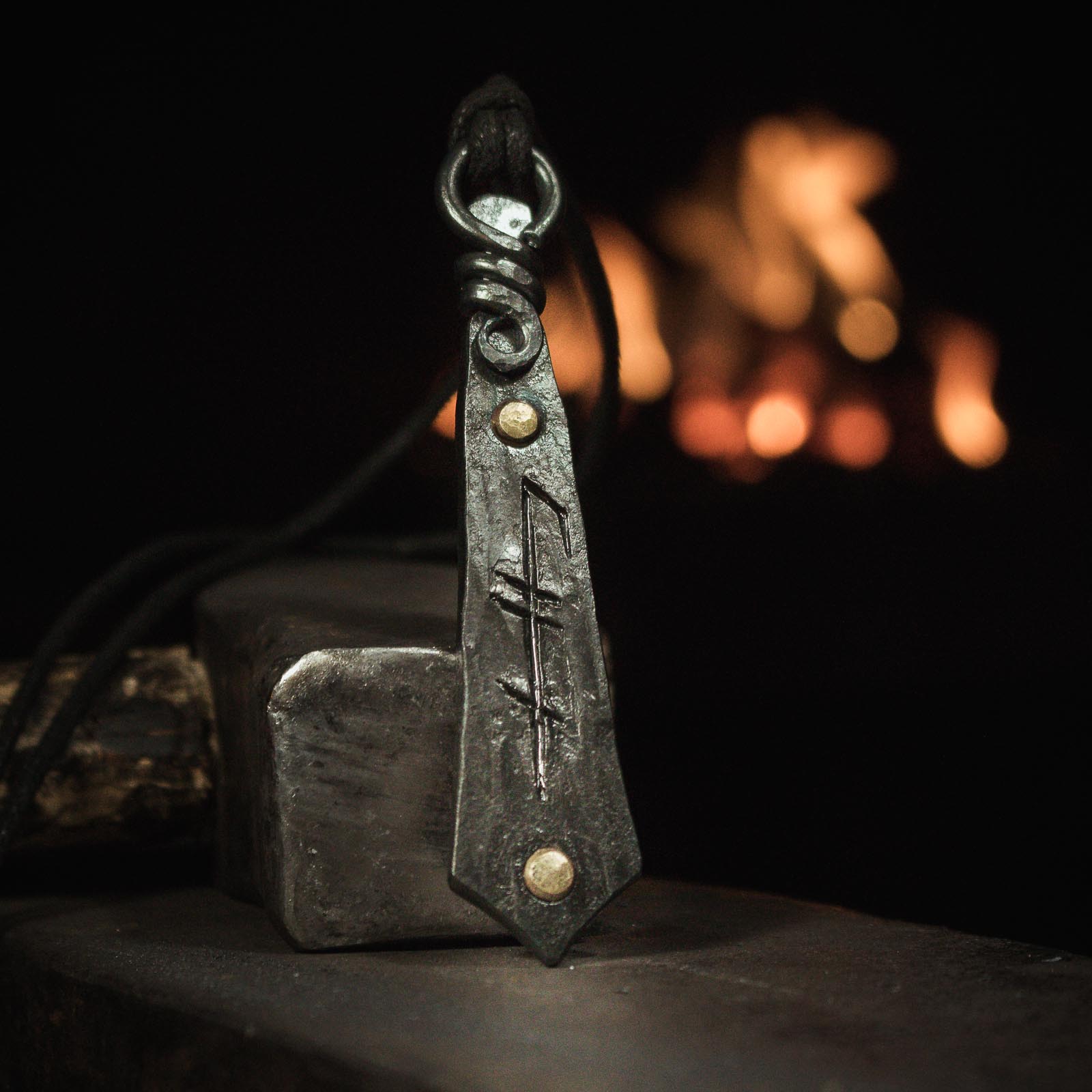 close up on a viking bind rune pendant