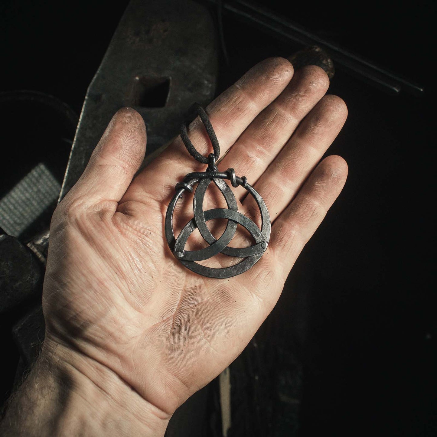 wiccan triquetra pendant in iron